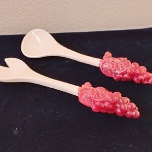 D- NWOT Red and Cream Salad Servers